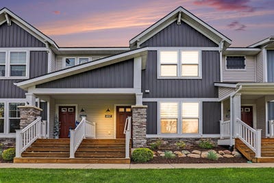 /international/us/6897-myers-lake-avenue-ne-rockford-mi-110108014146/
