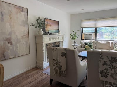 /international/us/313-main-street-roslyn-ny-110108639455/