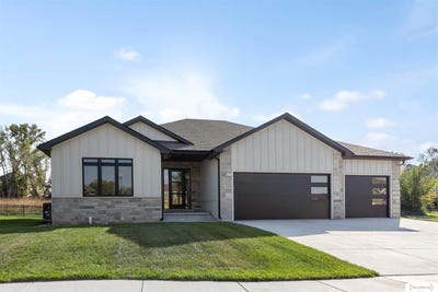 /international/us/1325-fairway-circle-ashland-ne-110107935040/