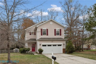 /international/us/7294-jeanne-drive-gloucester-va-110106851677/
