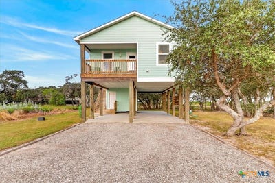 /international/us/578-mesquite-tree-loop-rockport-tx-110109889344/