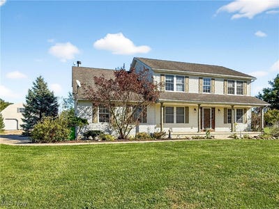 /international/us/3823-martha-circle-litchfield-oh-110103757821/