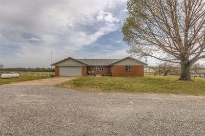 /international/us/302-n-gas-street-chouteau-ok-110106986852/