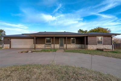 /international/us/202-n-otis-avenue-elk-city-ok-110103578372/