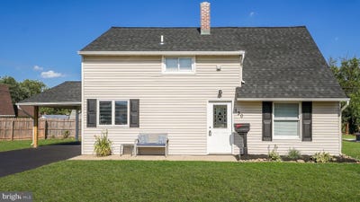/international/us/130-goldengate-road-levittown-pa-110100415610/