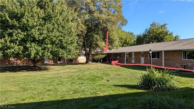 /international/us/21860-river-oaks-drive-rocky-river-oh-110120511465/