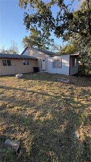 /international/us/8202-e-shady-tree-lane-freeman-mo-110120464384/