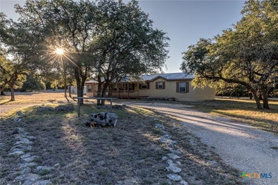 /international/us/950-rebecca-springs-road-spring-branch-tx-110106024022/
