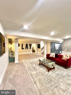 /international/us/4563-shakespeare-circle-white-plains-md-110107586146/