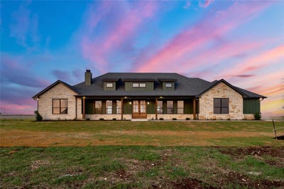 /international/us/260-willow-moon-ranch-road-crawford-tx-110107005083/