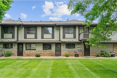 /international/us/13359-zenith-lane-eden-prairie-mn-110108938009/