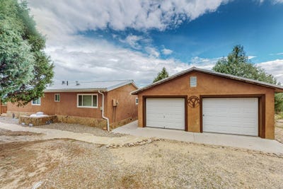 /international/us/61-rincon-road-regina-nm-110098528083/