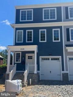 /international/us/2129-n-troy-arlington-va-110099851226/