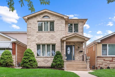 /international/us/4529-n-sayre-avenue-harwood-heights-il-110110379508/