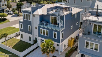 /international/us/1622-swordfish-lane-carolina-beach-nc-110103290857/