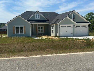 /international/us/402-bailey-circle-thomasville-ga-110107502802/