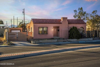 /international/us/1143-n-main-street-las-cruces-nm-110105043183/
