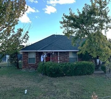 /international/us/212-ridgetop-court-blue-ridge-tx-110107305432/