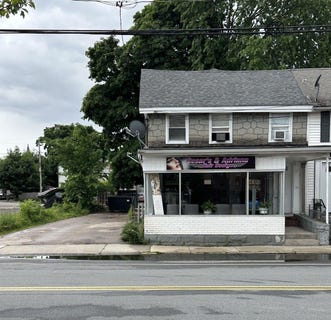 /international/us/37-elm-street-nashua-nh-110108489317/