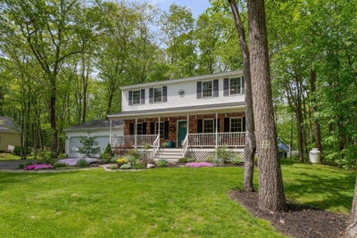 /international/us/31-melden-drive-brunswick-me-110108499810/