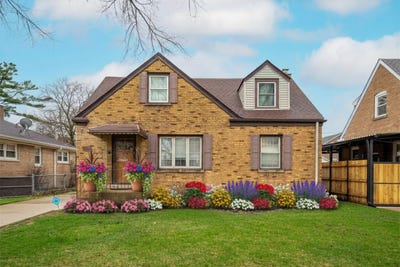 /international/us/7246-n-olcott-avenue-chicago-il-110107851965/