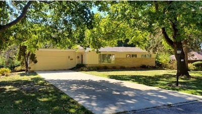 /international/us/1541-la-cresta-freeport-il-110106719084/