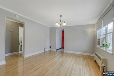 /international/us/370-esplanade-hackensack-nj-110109184407/