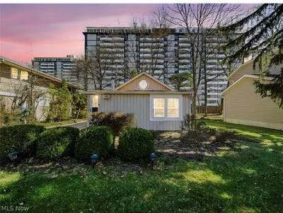 /international/us/101-e-238th-street-cleveland-oh-110108149221/