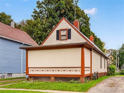 /international/us/76-hazelwood-terrace-rochester-ny-110120533104/
