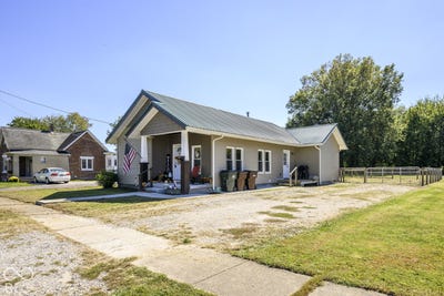 /international/us/407-moore-street-crothersville-in-110110372127/