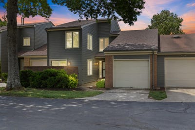 /international/us/2140-fort-harrods-drive-lexington-ky-110108468147/