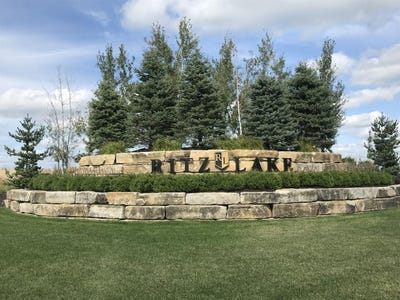 /international/us/3043-e-34th-court-fremont-ne-110099275503/