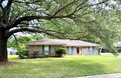 /international/us/109-n-meadow-road-natchez-ms-110107476979/