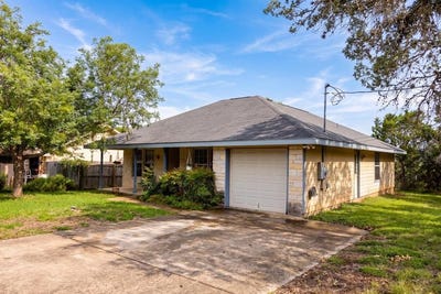 /international/us/2999-flanders-kerrville-tx-110108354707/