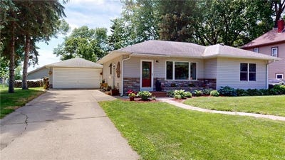 /international/us/110-hawthorne-street-w-albert-lea-mn-110108448495/