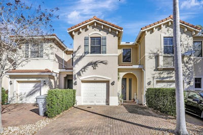 /international/us/1035-nw-33rd-manor-pompano-beach-fl-110101113213/