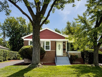 /international/us/17211-california-avenue-hazel-crest-il-110108498712/