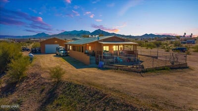 /international/us/7848-n-seely-dr-lake-havasu-city-az-110105865265/