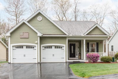 /international/us/4-sagewood-drive-pelham-nh-110107736003/