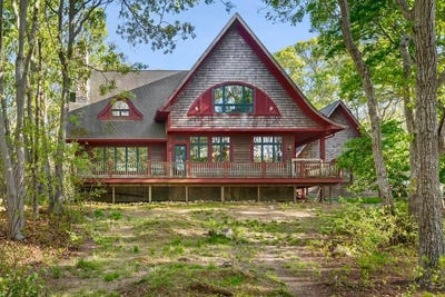 /international/us/55-s-davis-ave-montauk-ny-110108408869/