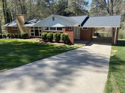 /international/us/102-forest-road-oxford-nc-110106956833/