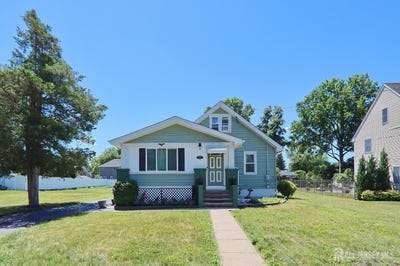 /international/us/124-firth-street-south-plainfield-nj-110109132798/
