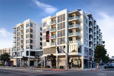 /international/us/511-s-harbor-san-pedro-ca-110120536074/