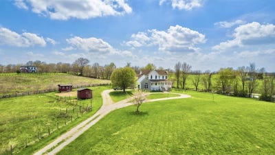 /international/us/784-locust-fork-road-stamping-ground-ky-110106956715/