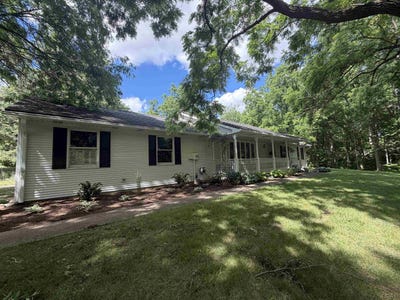 /international/us/4272-dillingham-drive-tecumseh-mi-110109116145/