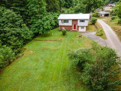 /international/us/399-hayes-branch-langley-ky-110100703952/
