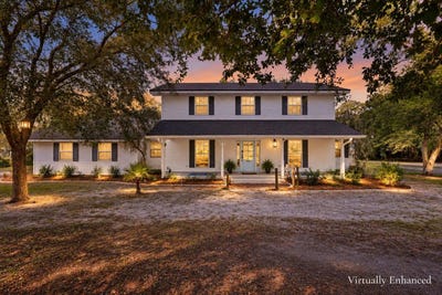 /international/us/902-nw-avenue-d-carrabelle-fl-110110214033/