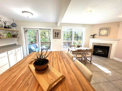 /international/us/57-magnolia-lane-newmarket-nh-110119922255/