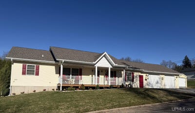 /international/us/1000-w-ludington-street-iron-mountain-mi-110106533548/