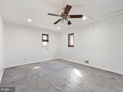 /international/us/1305-roberts-avenue-feasterville-trevose-pa-110097591185/